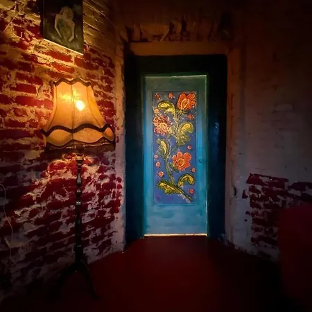 Love hotel Антуражный Лофт В Центре Для Двоих